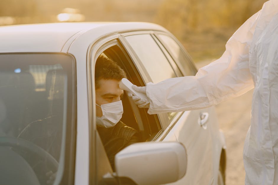 Jährliche TÜV-Prüfung für Fahrzeuge